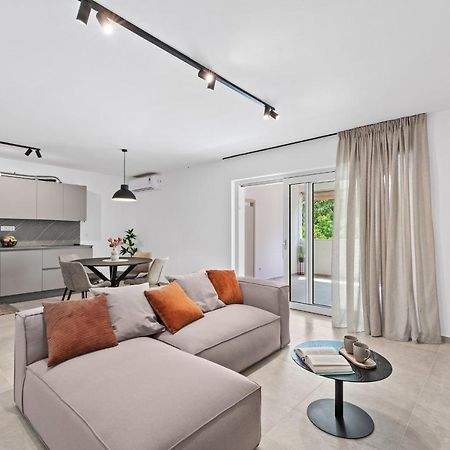 Poli Nona - Renovated In 2023 Leilighet Poreč Eksteriør bilde