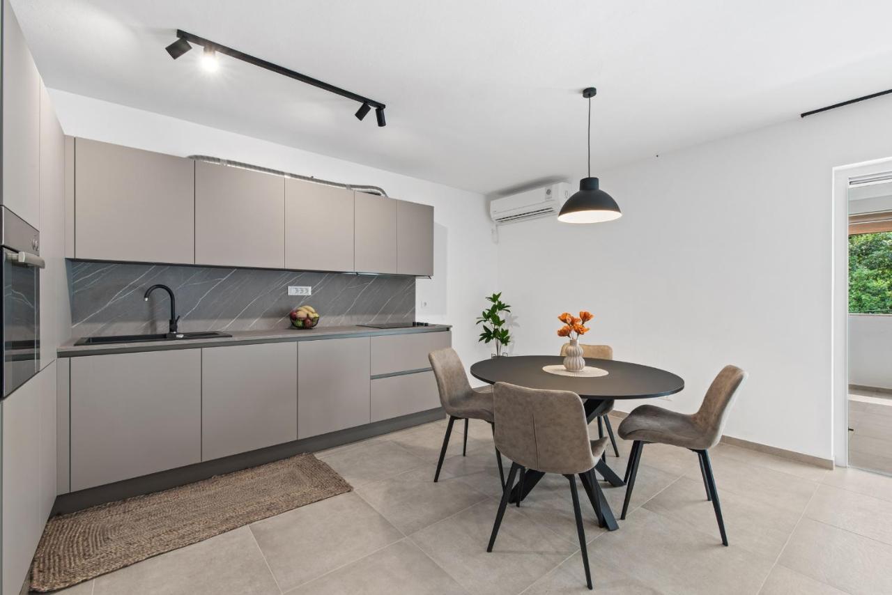 Poli Nona - Renovated In 2023 Leilighet Poreč Eksteriør bilde